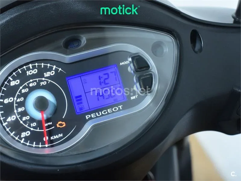 Peugeot Tweet 125 – Vista 5