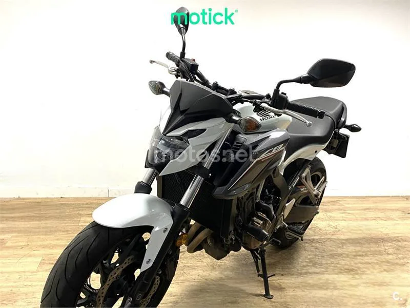 Honda CB 650 F – Vista 12