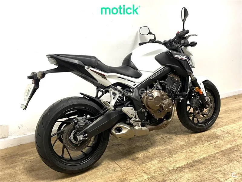 Honda CB 650 F – Vista 5