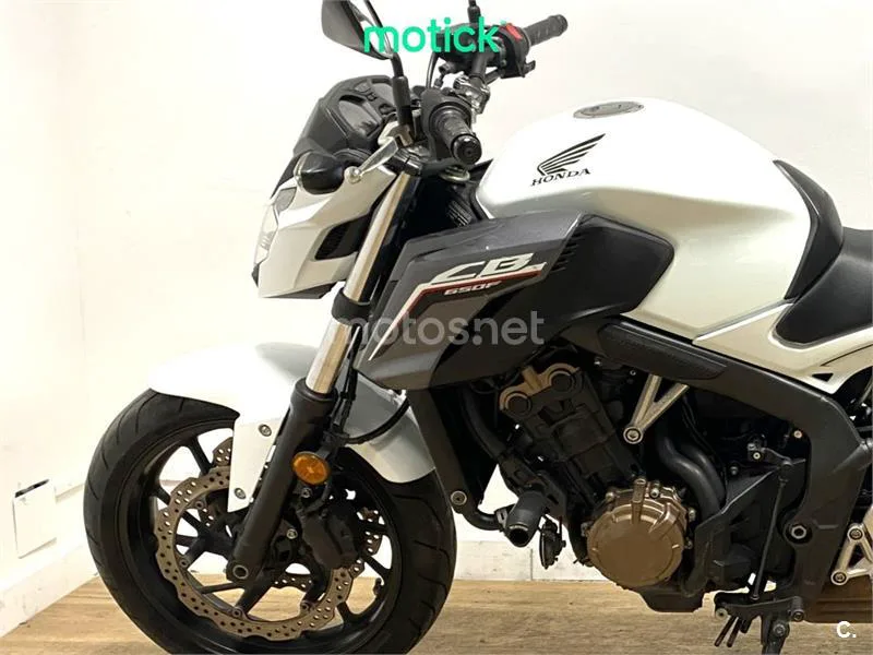 Honda CB 650 F – Vista 10