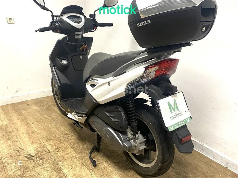 Kymco Agility City 125 – Vista 8