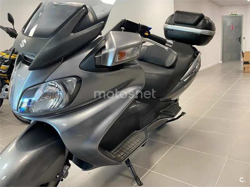 Suzuki Burgman 650 Executive – Vista 3