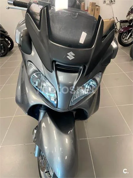 Suzuki Burgman 650 Executive – Vista 4