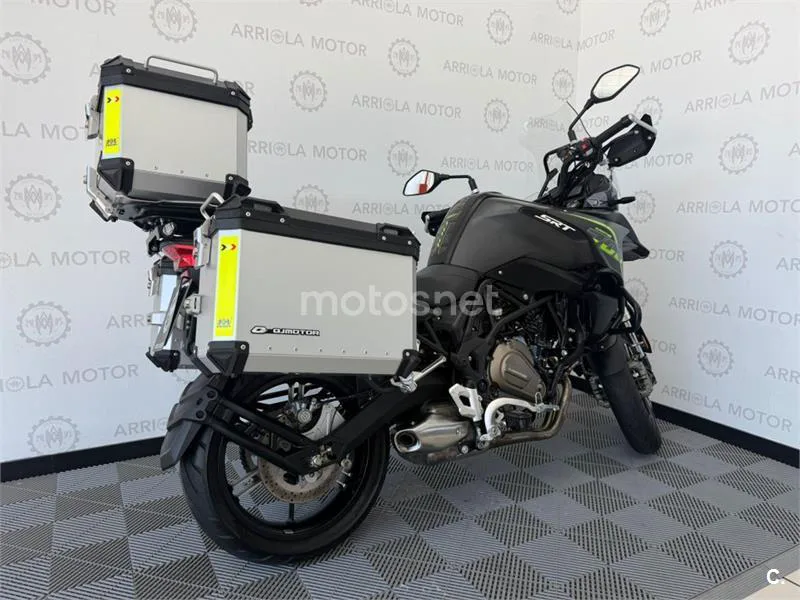 QJ Motor SRT 700 – Vista 6