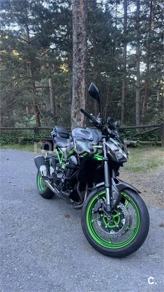 Kawasaki Z900 – Vista 2