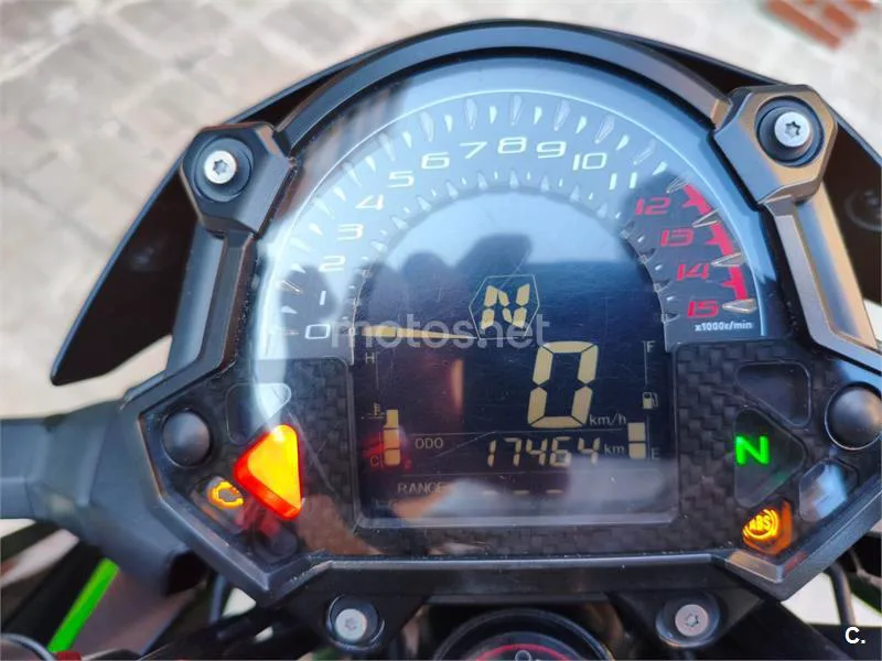 Kawasaki Z400 – Vista 6