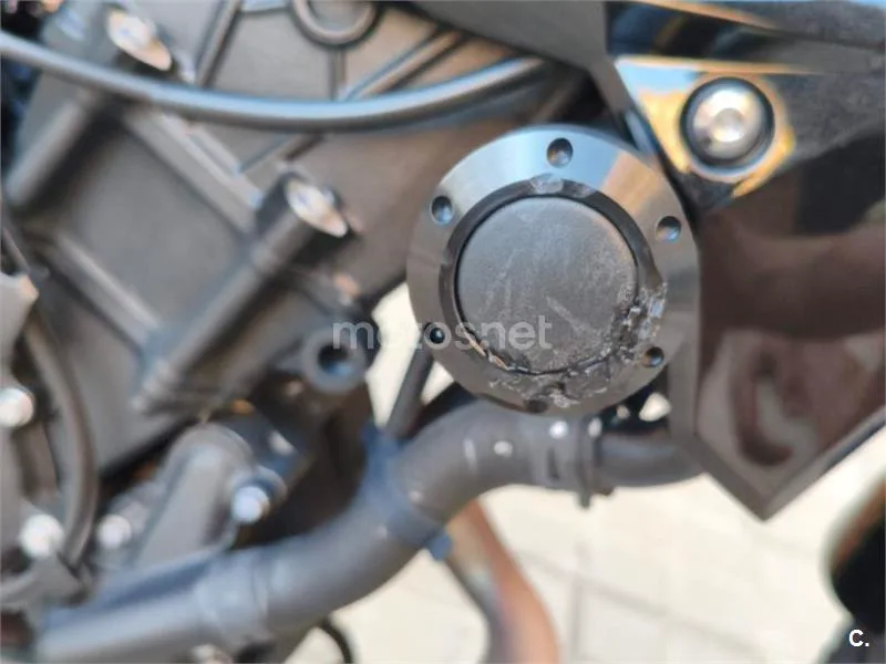 Kawasaki Z400 – Vista 9