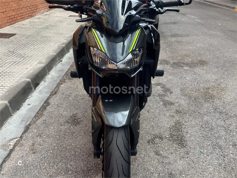 Kawasaki Z900 – Vista 3