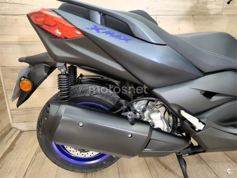 Yamaha XMAX 300 – Vista 11