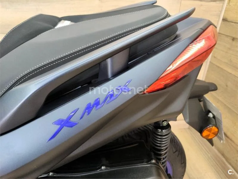 Yamaha XMAX 300 – Vista 14