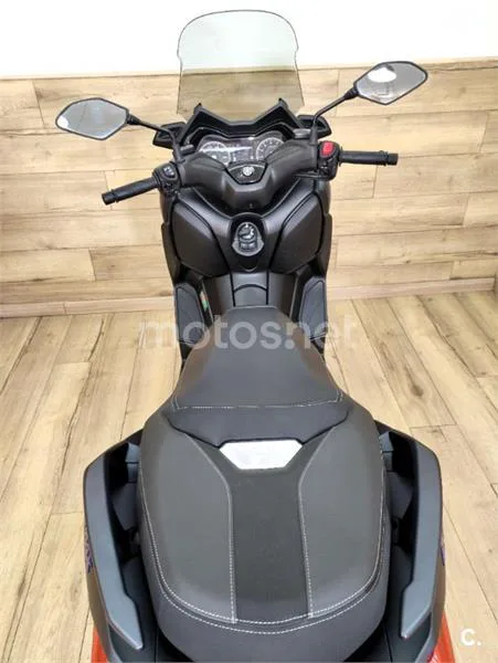 Yamaha XMAX 300 – Vista 19