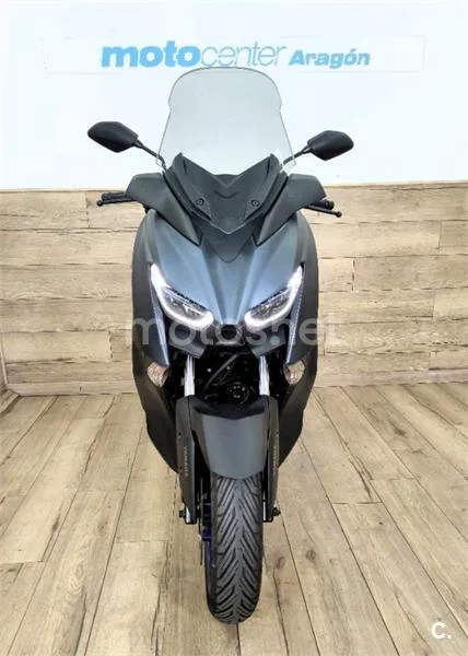 Yamaha XMAX 300 – Vista 6