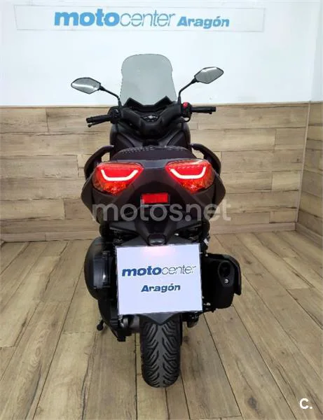 Yamaha XMAX 300 – Vista 7