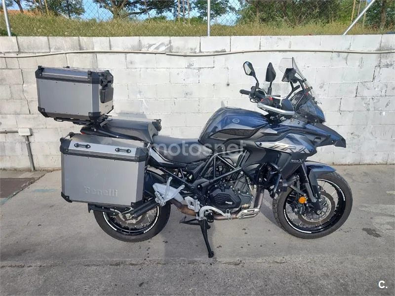 Benelli TRK 502 – Vista 3