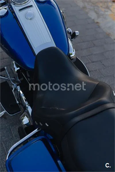 Harley-Davidson Road King – Vista 11