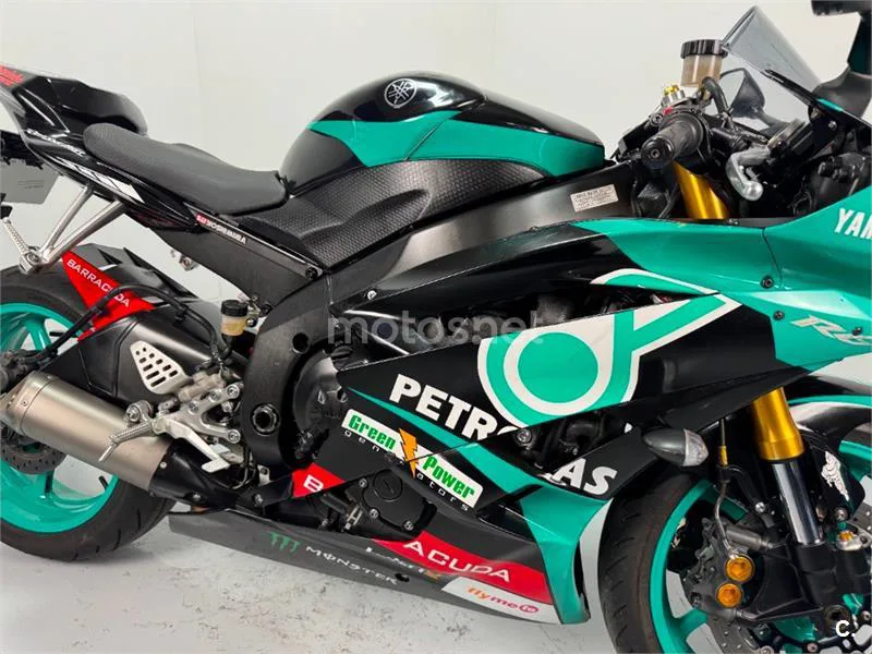 Yamaha R6 – Vista 16