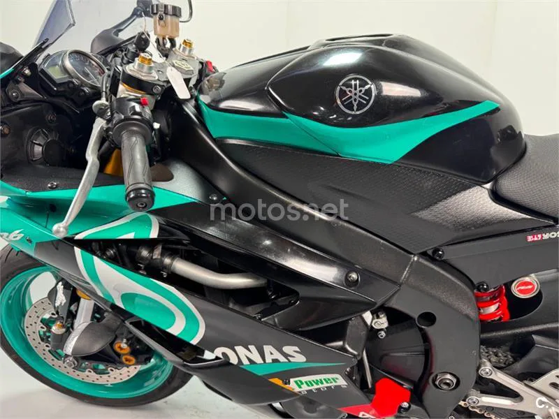 Yamaha R6 – Vista 8