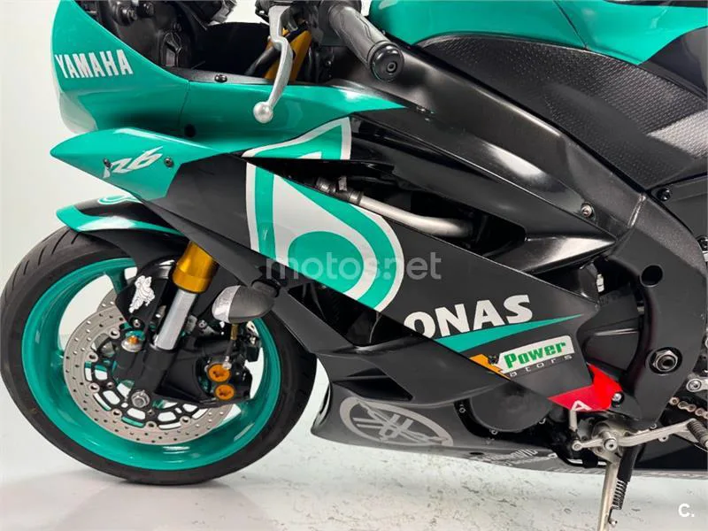Yamaha R6 – Vista 9