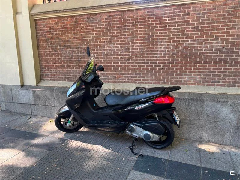 Piaggio X7 Evo 300 – Vista 4