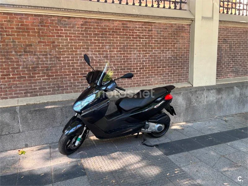 Piaggio X7 Evo 300 – Vista 5