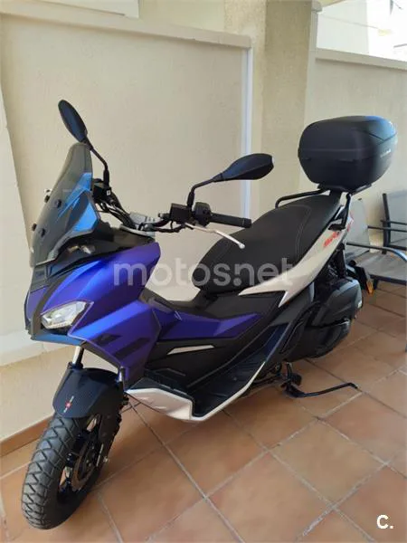 Aprilia SR GT 125 – Vista 5