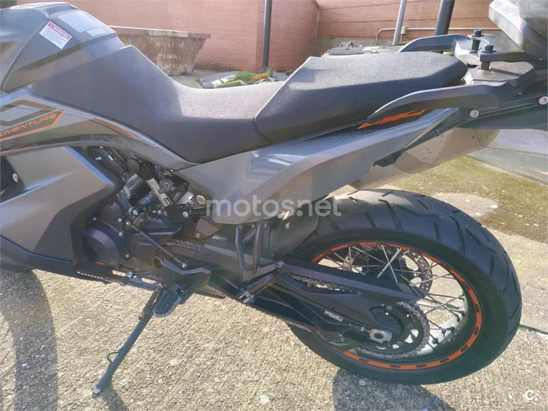 KTM 890 – Vista 5