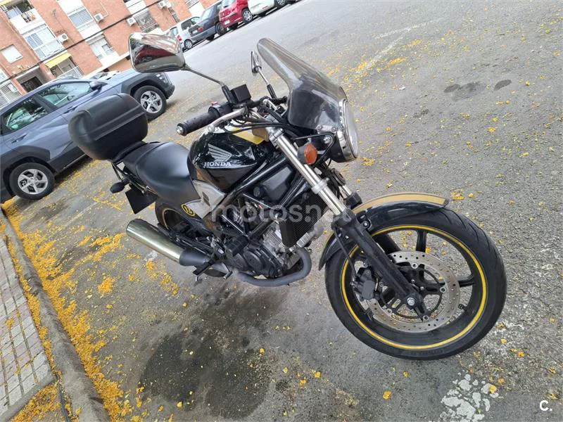 Honda VTR 250 – Vista 6