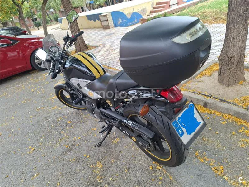 Honda VTR 250 – Vista 7