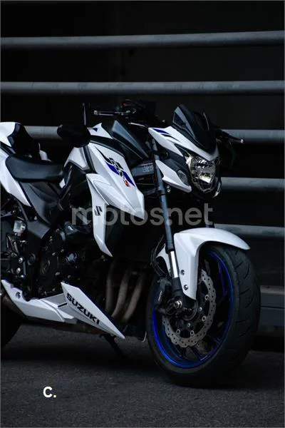 Suzuki GSX-S750 – Vista 3