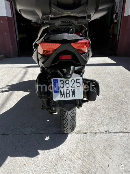 Yamaha XMAX 300 – Vista 3
