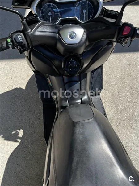 Yamaha XMAX 300 – Vista 6