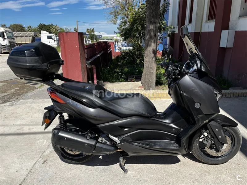 Yamaha XMAX 300 – Vista 7