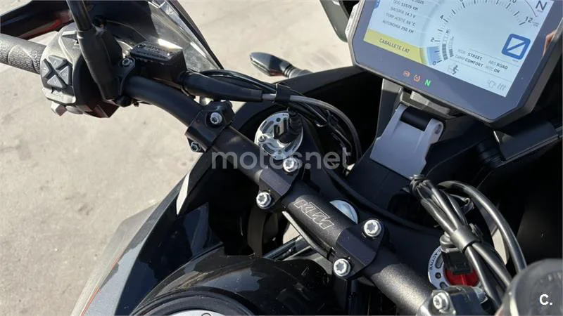KTM 1290 Super Adventure – Vista 8