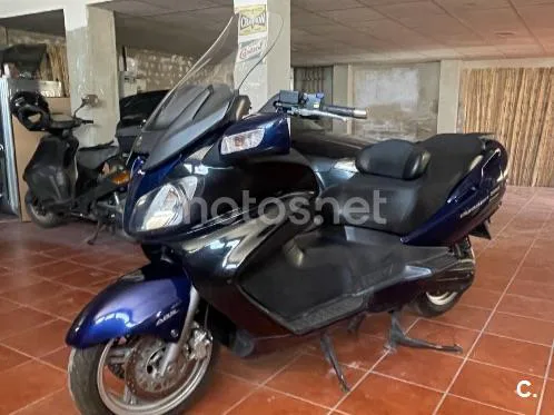 Suzuki Burgman 650 Executive – Vista 7