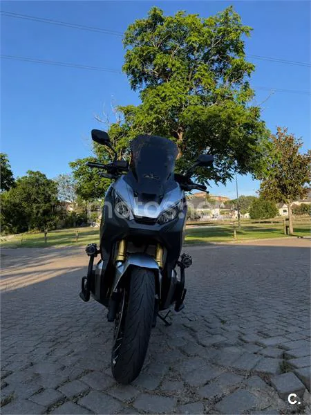 Honda X-ADV – Vista 3