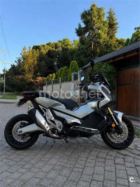 Honda X-ADV – Vista 5