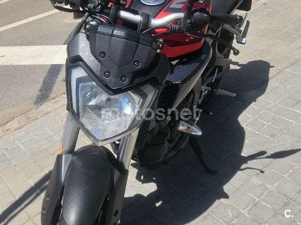 Yamaha MT-125 – Vista 3