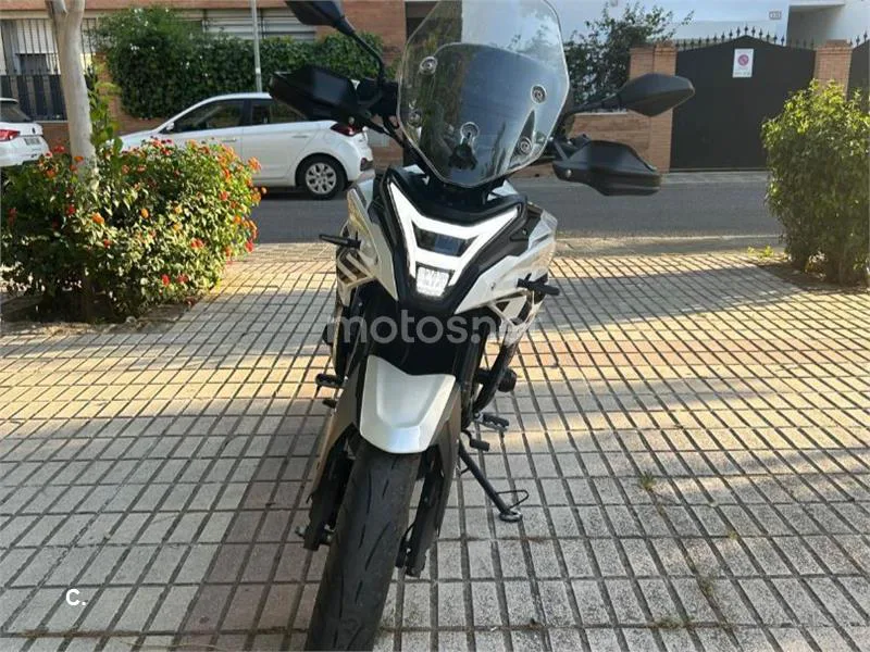 Voge 300 DS – Vista 6