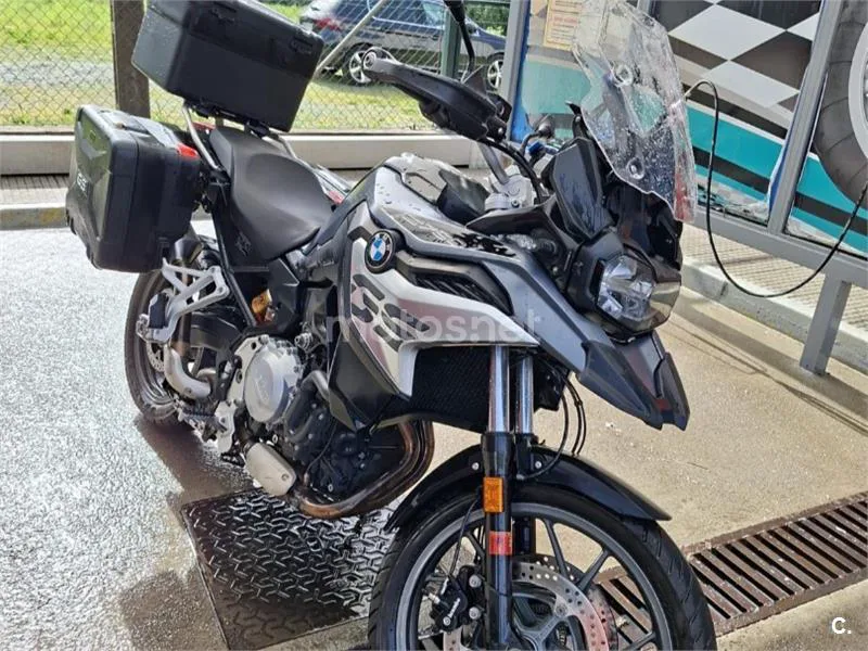 BMW F 750 – Vista 8