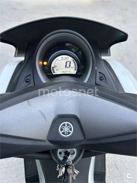 Yamaha NMAX – Vista 6