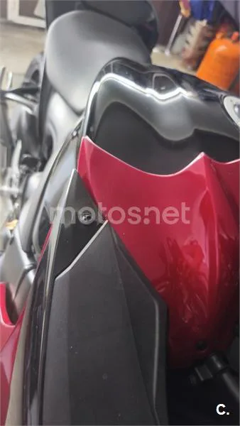 Suzuki GSX-S – Vista 15