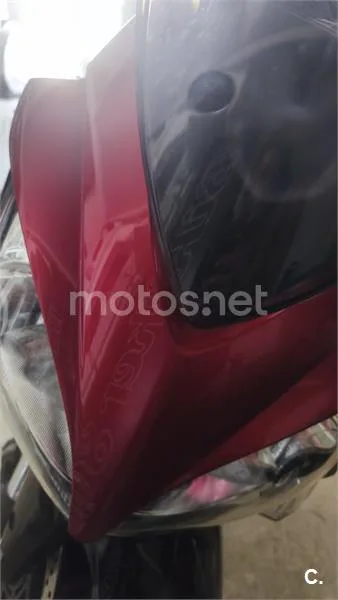 Suzuki GSX-S – Vista 18