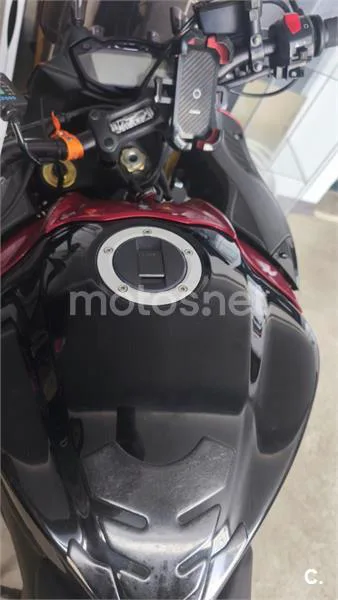 Suzuki GSX-S – Vista 19