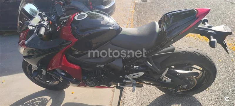 Suzuki GSX-S – Vista 3