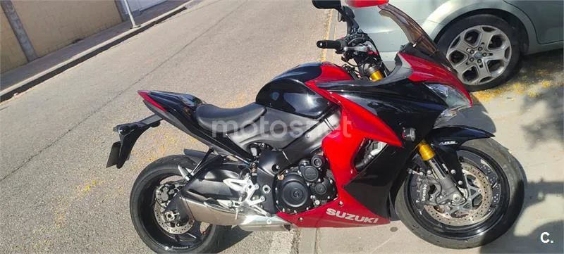 Suzuki GSX-S – Vista 4