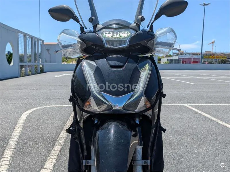 Honda SH 125i – Vista 5