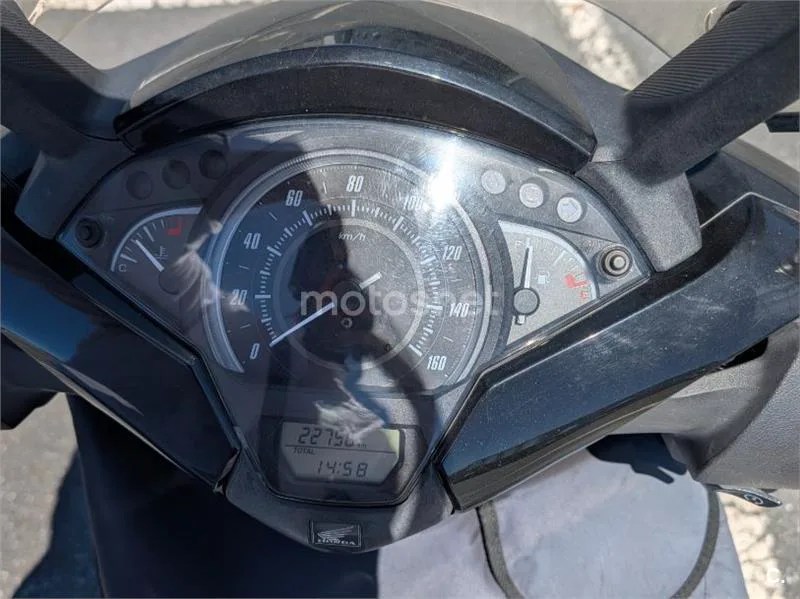 Honda SH 125i – Vista 7