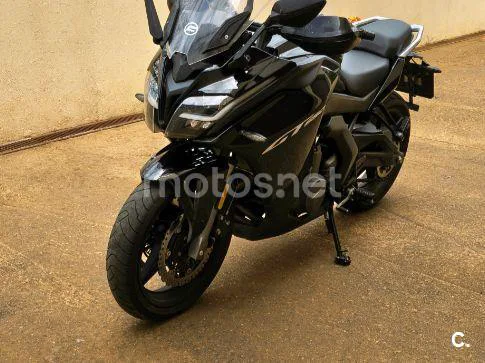 CFMOTO 650GT – Vista 3