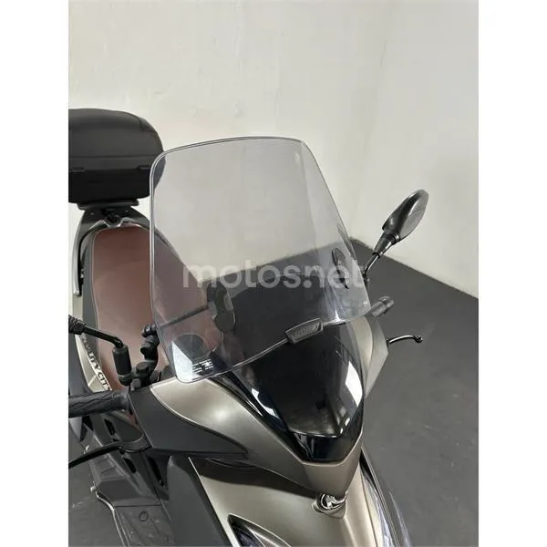 Kymco Agility City 125 – Vista 6