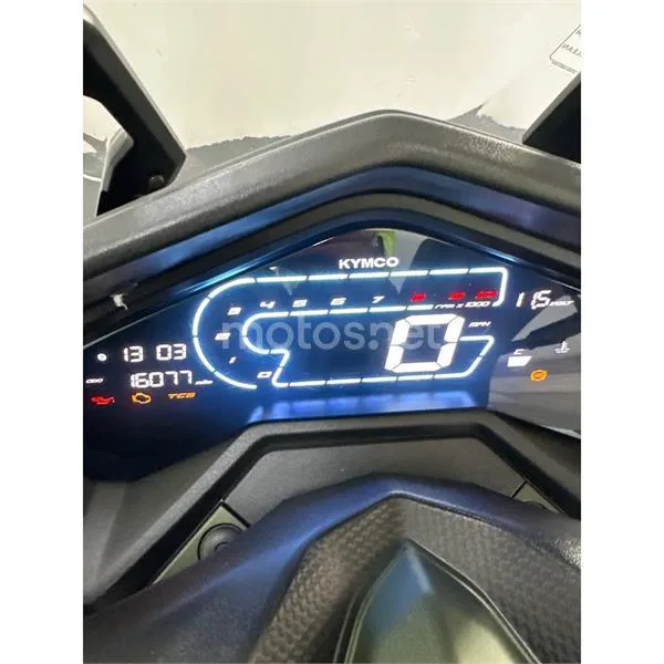 Kymco DTX 350 – Vista 5